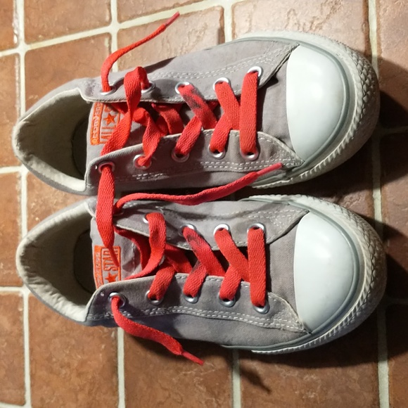 Converse girls size 4 Chuck Taylor All Star gray casual sneaker shoe log… - Picture 10 of 10